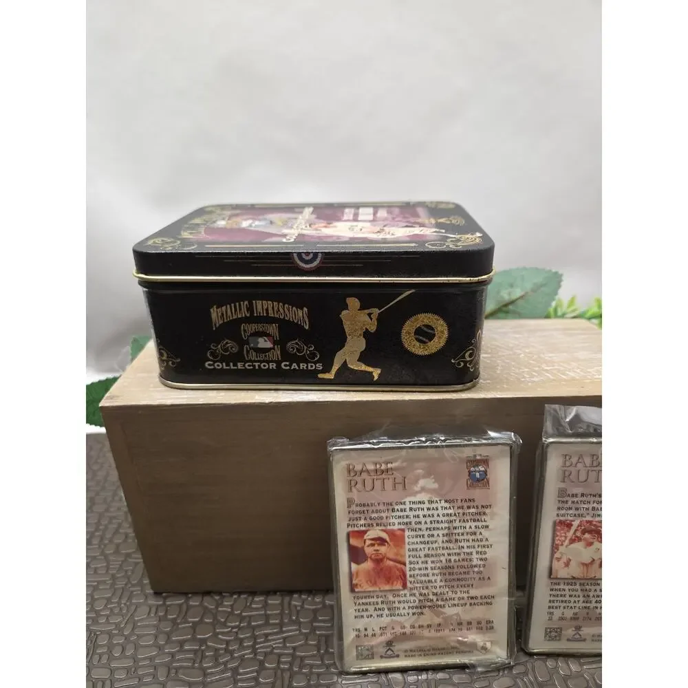 Babe Ruth Collector Cards in Decorative tin set of 5 (Avon Gift Collection)